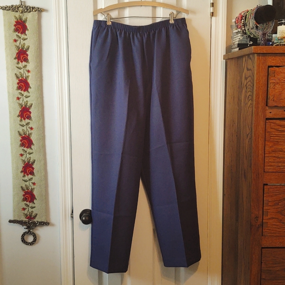 Alfred Dunner Navy Blue Slacks, Size 16